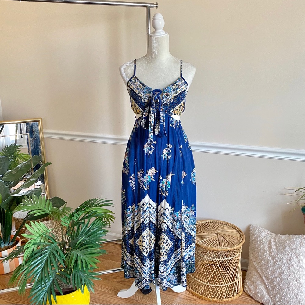 Free People Blue Boho Cut Out Cropped Jumpsuit XS - Picture 1 of 14